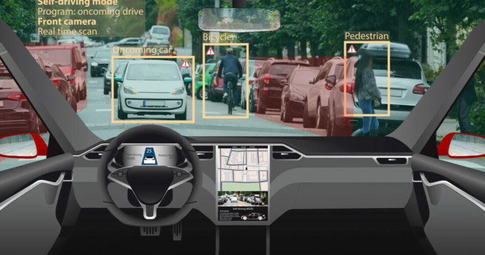 La guida autonoma di Tesla scalda i motori per l'Europa
